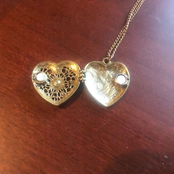 Heart locket necklace long - Picture 3 of 3